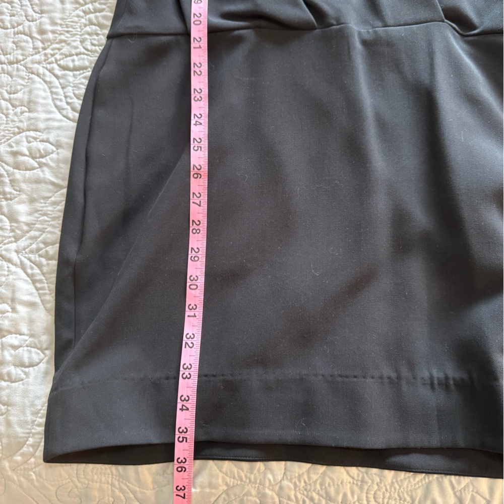 NWOT L'AGENCE Cara Black V-Neck Mini Dress size 10 - Picture 14 of 14